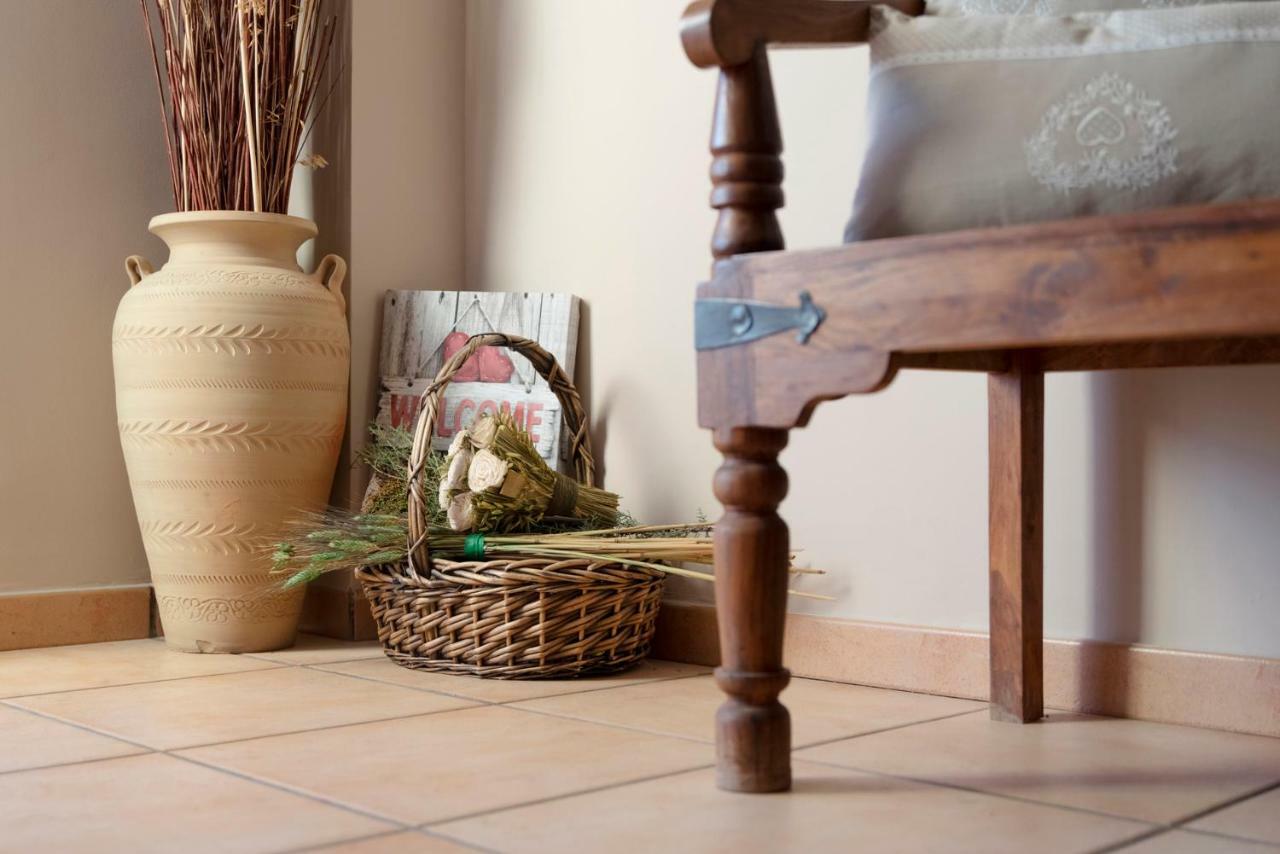 Casa Rural El Sauce. A 2,5 Km De Cuenca Capital Nohales Zewnętrze zdjęcie